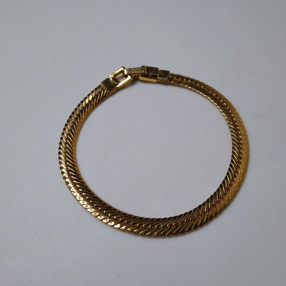 Vintage Metal Napier Bracelet - Picture 7 of 15